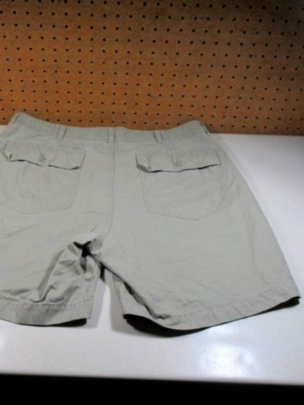 POLO Ralph Lauren mens solid khaki flap pocket chino shorts 36 EUC